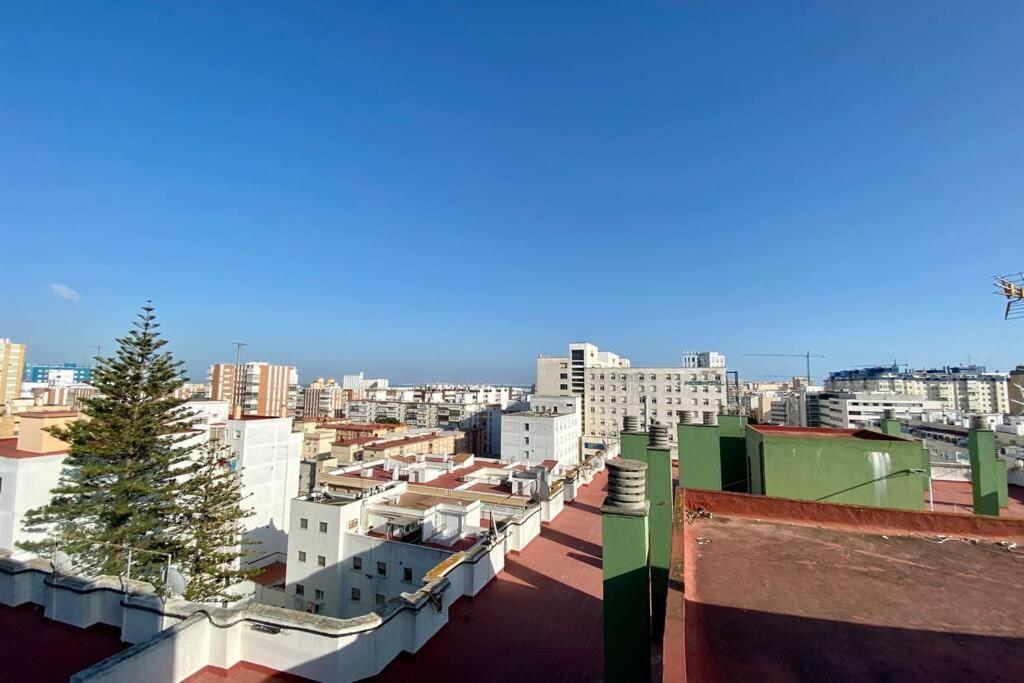 Penthouse Mara Ascensor Y Playa Grupo Ac Gestion Apartment Cadiz Exterior photo